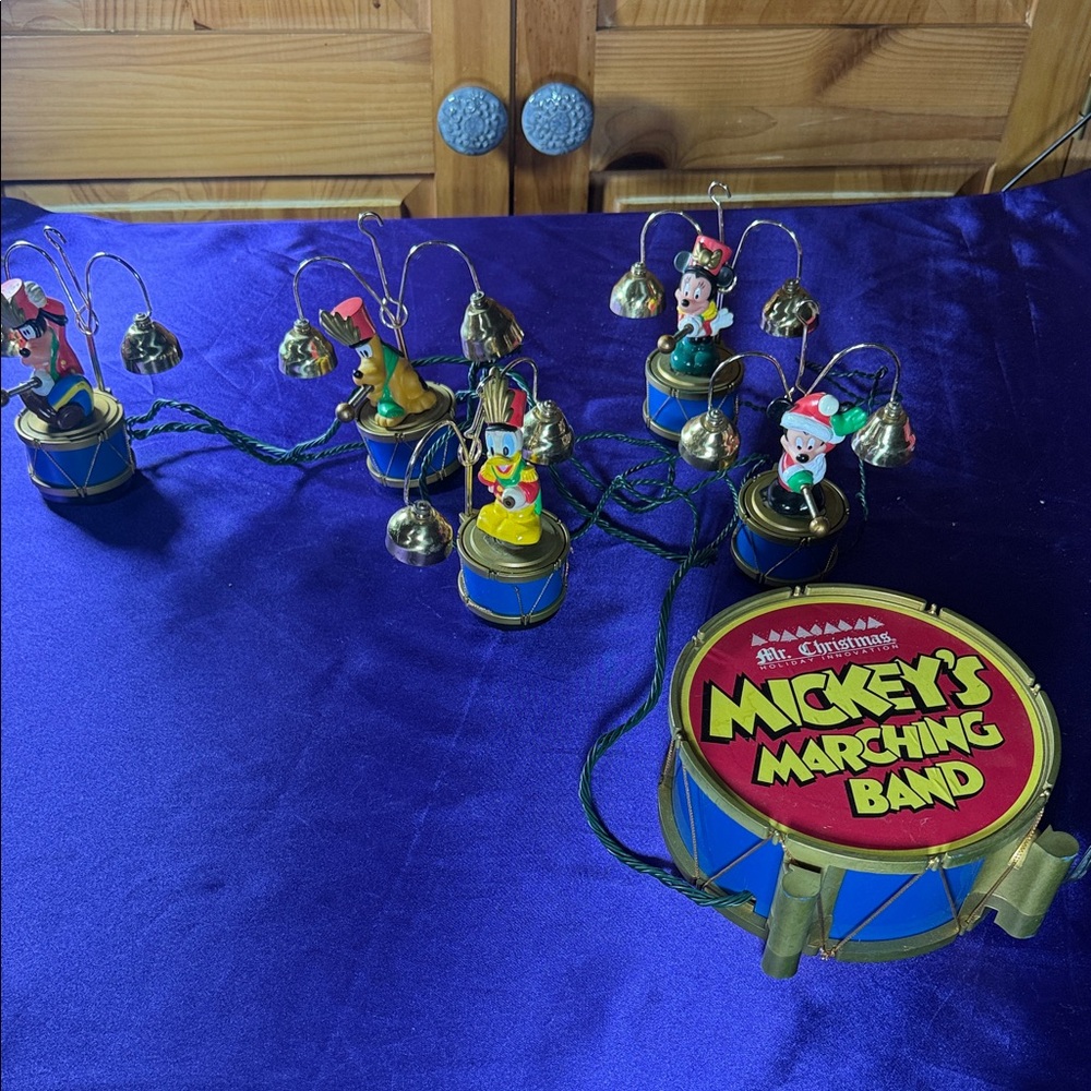 Vintage π90's Mr. Christmas Mickey's Marching Band 5 Musicians Tested Video